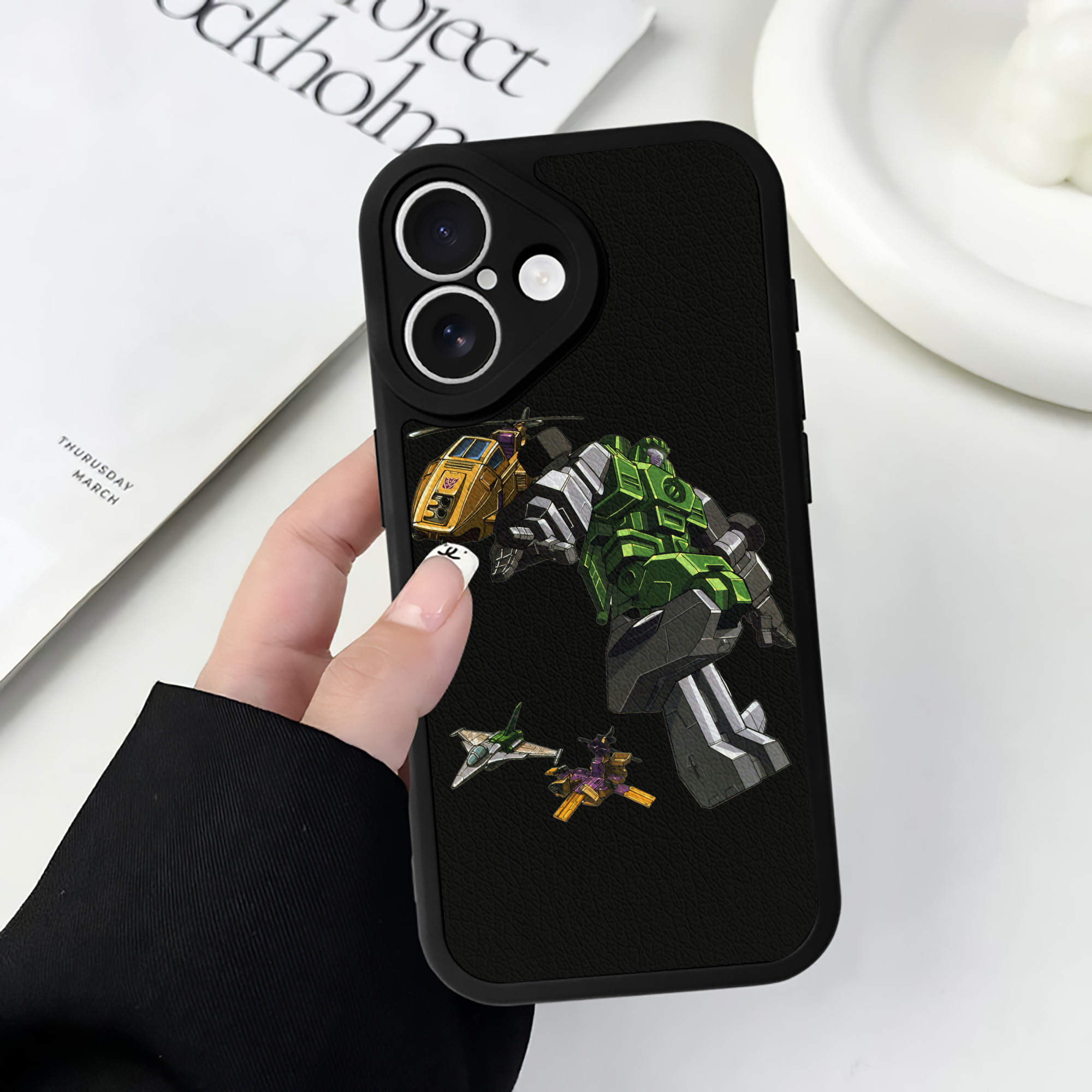 （画像用）  【iPhone 16シリーズ対応】シリコンスマホケース（レザー調） 材質：シリコン